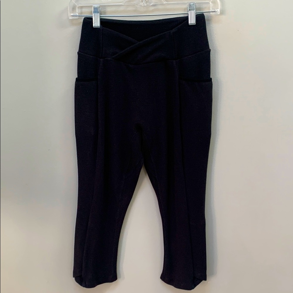 Gymshark High Waist Crossover Criss Cross Waistband  and Hem Crops Leggings
